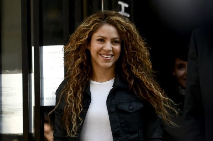Shakira poster